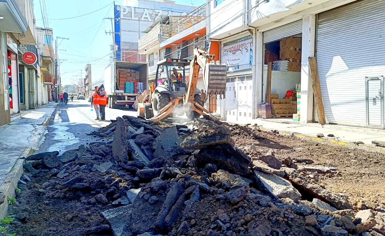 Blanca Angulo anuncia reconstrucción de calle Unión en Chiautempan